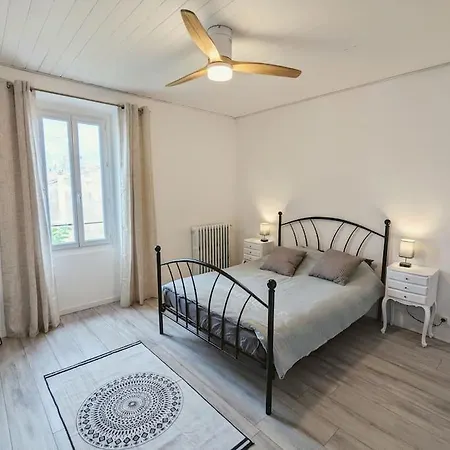 A 5mn De La Reserve Africaine, Charmante Maison De Village Avec Patio * Sigean