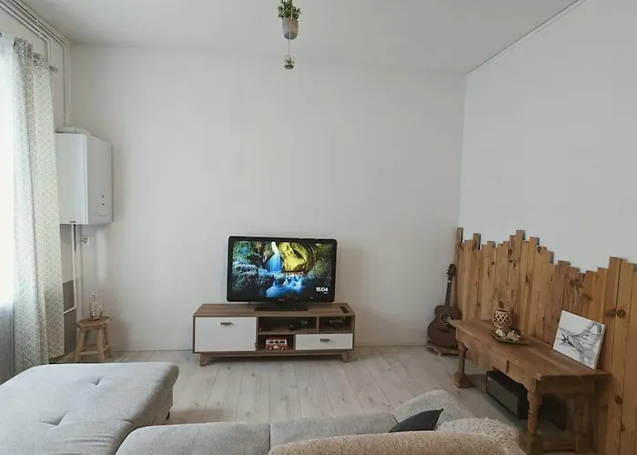 A 5mn De La Reserve Africaine, Charmante Maison De Village Avec Patio 펜션 *