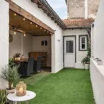 A 5mn De La Reserve Africaine, Charmante Maison De Village Avec Patio