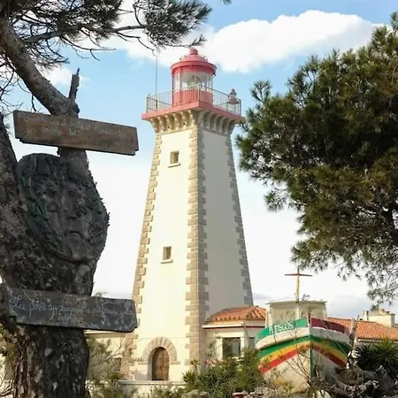 בית נופש A 5mn De La Reserve Africaine, Charmante Maison De Village Avec Patio סיג'אן
