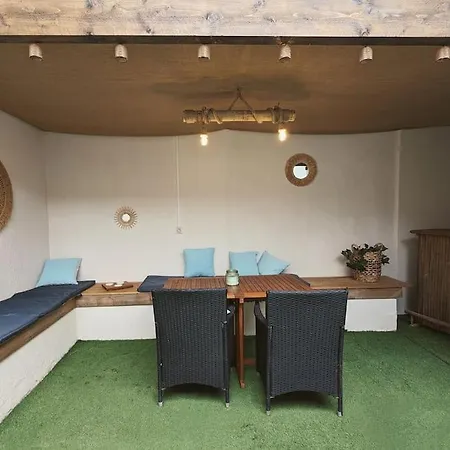 A 5mn De La Reserve Africaine, Charmante Maison De Village Avec Patio בית נופש *