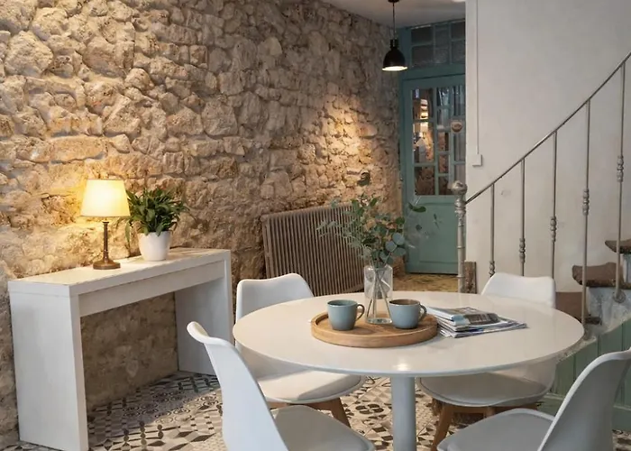 Prázdninový dům A 5mn De La Reserve Africaine, Charmante Maison De Village Avec Patio Sigean