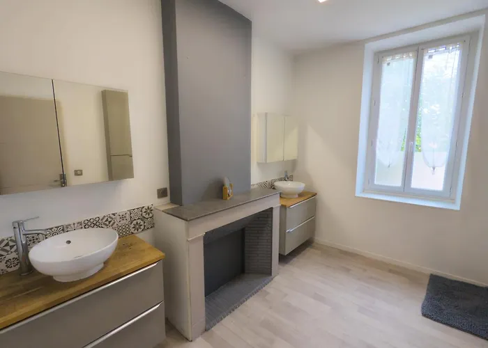 A 5mn De La Reserve Africaine, Charmante Maison De Village Avec Patio Prázdninový dům Sigean